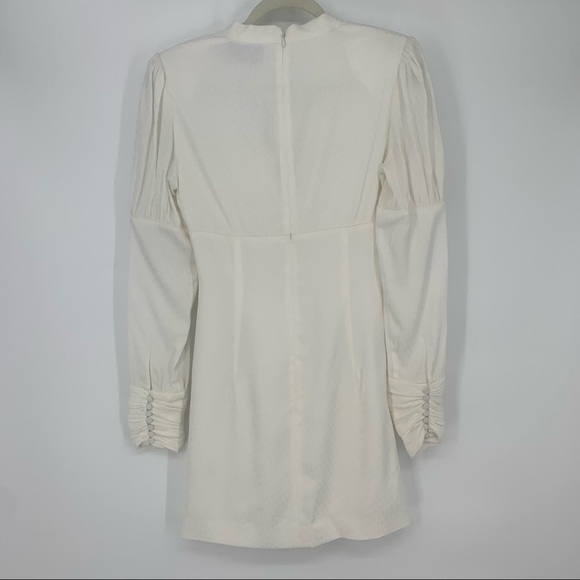 NEW Alexis Lindon Long Sleeve Dress in Geo White Print Size Small - Picture 4 of 9